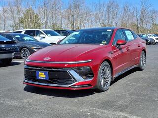 2025 Hyundai Sonata Hybrid for sale in Westbrook ME