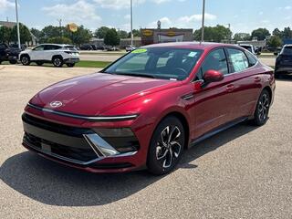 2025 Hyundai Sonata for sale in Janesville WI