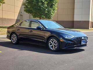 2022 Hyundai Sonata for sale in Waukesha WI