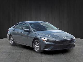 2024 Hyundai Elantra for sale in San Antonio TX