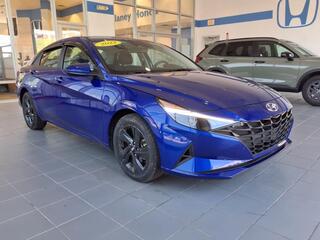 2022 Hyundai Elantra