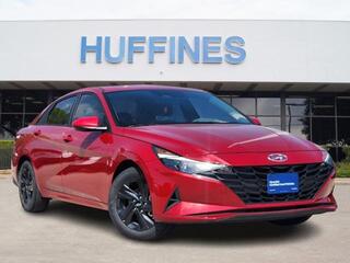 2022 Hyundai Elantra Hybrid