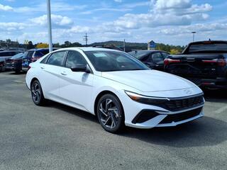 2025 Hyundai Elantra for sale in Paola KS