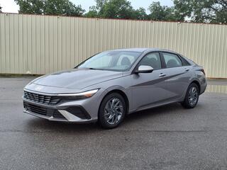 2024 Hyundai Elantra