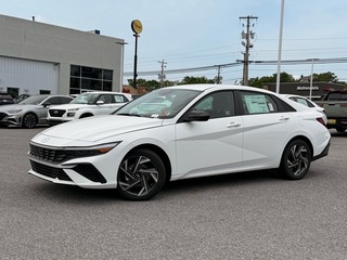 2025 Hyundai Elantra for sale in Mount Hope WV