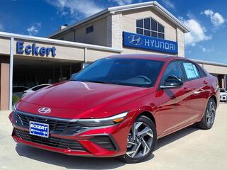 2025 Hyundai Elantra for sale in Denton TX