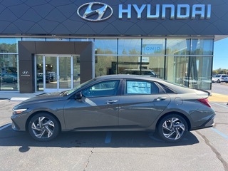 2025 Hyundai Elantra for sale in Columbus MS