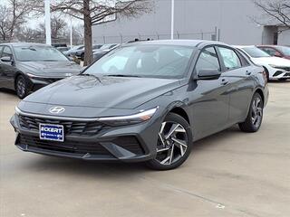 2025 Hyundai Elantra for sale in Denton TX