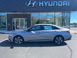 2025 Hyundai Elantra for sale in Columbus MS
