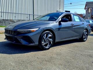 2025 Hyundai Elantra for sale in Uniontown PA
