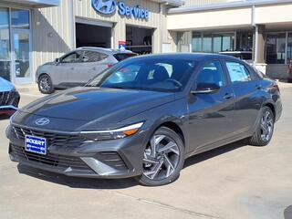 2025 Hyundai Elantra for sale in Denton TX