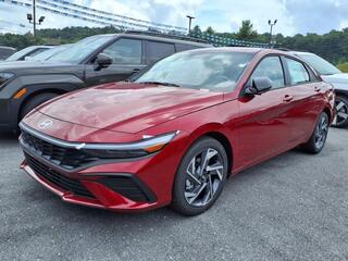 2025 Hyundai Elantra for sale in Mount Hope WV