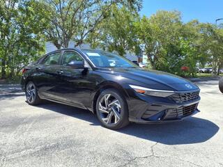 2025 Hyundai Elantra for sale in Cocoa FL