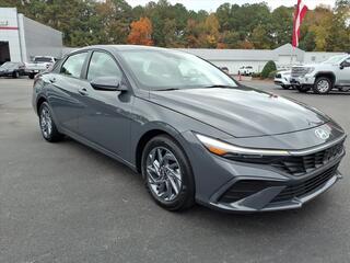 2024 Hyundai Elantra