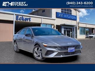 2025 Hyundai Elantra for sale in Denton TX