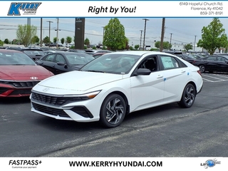 2025 Hyundai Elantra Hybrid for sale in Florence KY