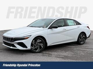 2025 Hyundai Elantra Hybrid for sale in Mount Hope WV