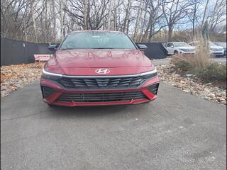 2025 Hyundai Elantra Hybrid