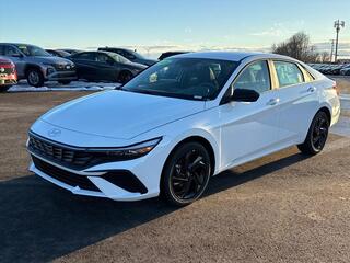 2026 Hyundai Elantra Hybrid for sale in Janesville WI
