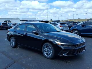 2026 Hyundai Elantra Hybrid