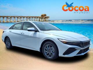 2025 Hyundai Elantra Hybrid for sale in Cocoa FL