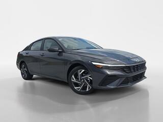 2025 Hyundai Elantra Hybrid for sale in Knoxville TN