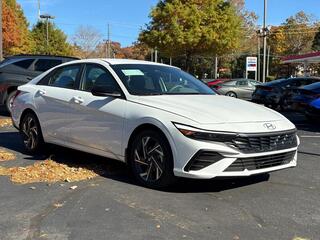 2025 Hyundai Elantra Hybrid for sale in Asheville NC