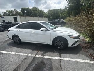 2024 Hyundai Elantra Hybrid for sale in Bristol TN