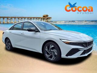 2025 Hyundai Elantra Hybrid