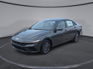 2025 Hyundai Elantra Hybrid
