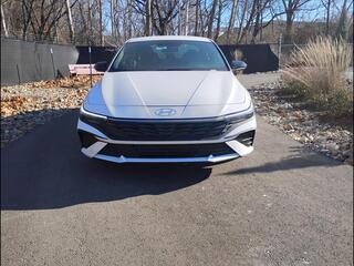 2025 Hyundai Elantra Hybrid for sale in Kansas City MO