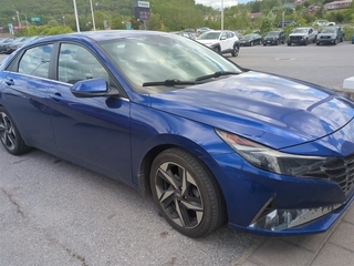 2022 Hyundai Elantra for sale in Mount Hope WV