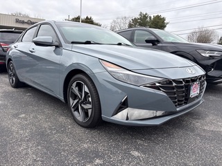 2023 Hyundai Elantra Hybrid