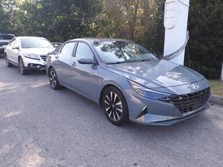 2022 Hyundai Elantra Hybrid