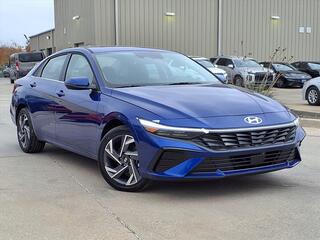 2025 Hyundai Elantra Hybrid for sale in Denton TX