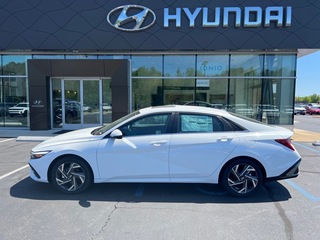 2025 Hyundai Elantra Hybrid for sale in Columbus MS