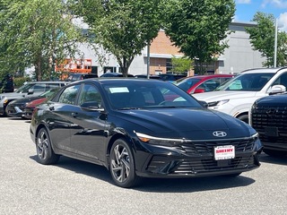 2025 Hyundai Elantra Hybrid