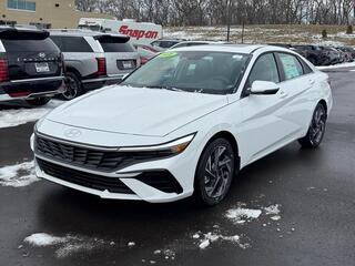 2026 Hyundai Elantra Hybrid for sale in Janesville WI