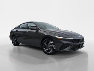 2025 Hyundai Elantra Hybrid for sale in Knoxville TN