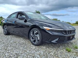 2025 Hyundai Elantra Hybrid for sale in Triadelphia WV