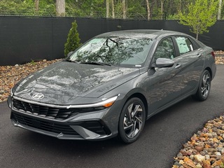 2025 Hyundai Elantra Hybrid for sale in Kansas City MO