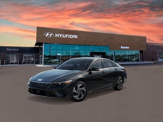 2025 Hyundai Elantra for sale in Waukesha WI