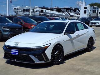2025 Hyundai Elantra for sale in Denton TX