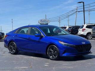 2022 Hyundai Elantra