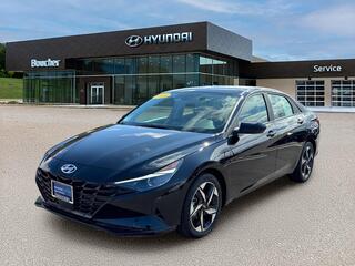 2023 Hyundai Elantra for sale in Janesville WI