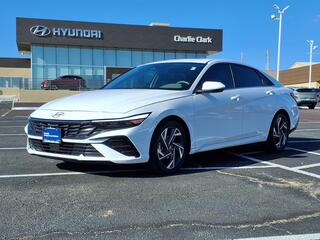2024 Hyundai Elantra