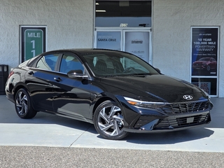 2025 Hyundai Elantra