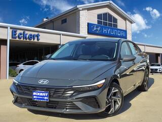 2025 Hyundai Elantra for sale in Denton TX