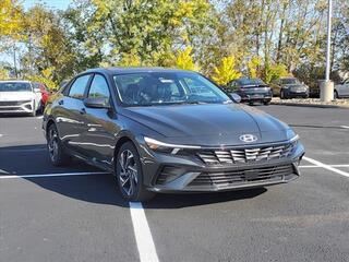 2025 Hyundai Elantra for sale in Stow OH