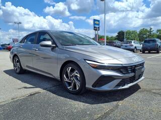 2024 Hyundai Elantra